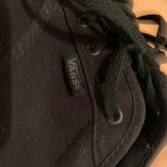 Black Vans - Picture 4 of 5